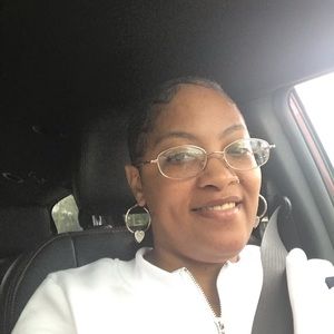 Meet your Posher, Karla